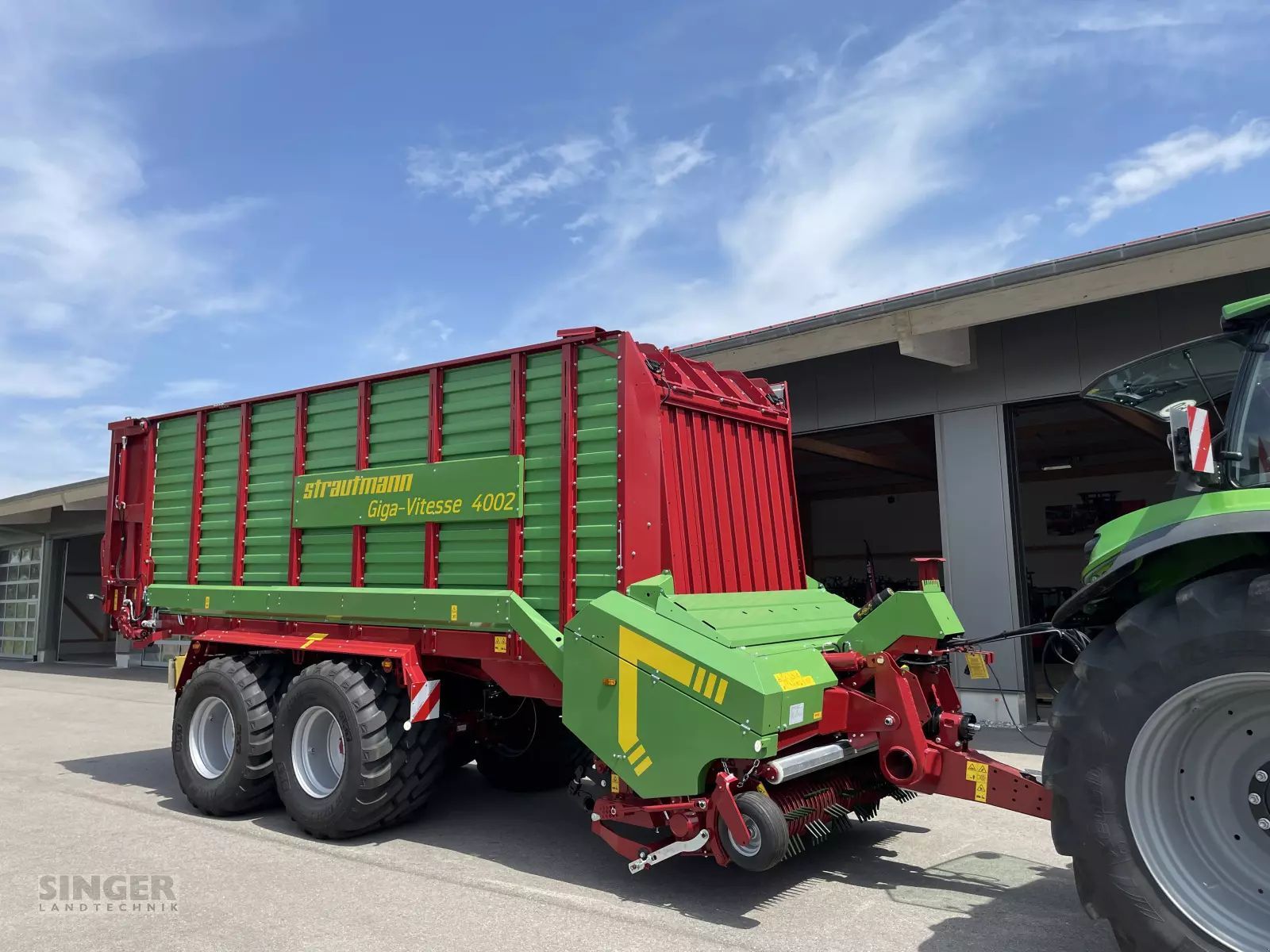 E-FARM: Strautmann Giga-Vitesse CFS 4002 - Remorque - id SQ3EIQX - Année: 2025 - Allemagne