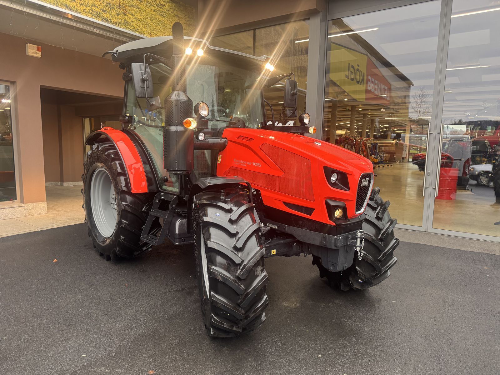 SAME Explorer 105 Tractor €55,000
