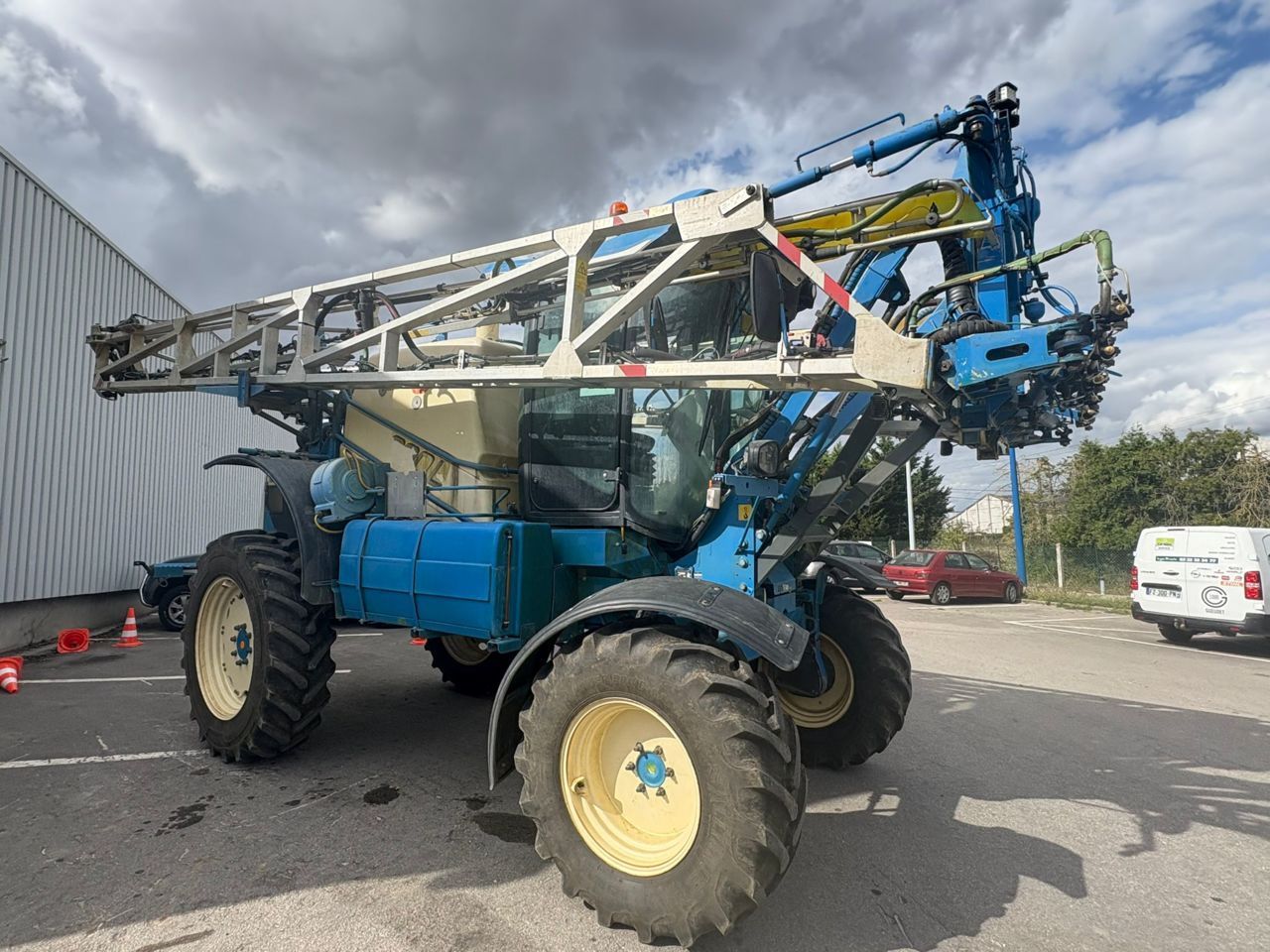 E-FARM: Matrot helios - Sprayer - id V5EUVCE - €57,900 - Year of construction: 2013 - Engine hours: 3,000,France