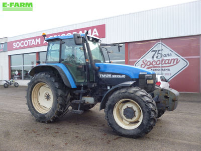 E-FARM: New Holland TM125 - Tractor - id KEEDAT7 - €27,500 - Year of construction: 2003 - Engine hours: 6,990,Engine power (HP): 125,France