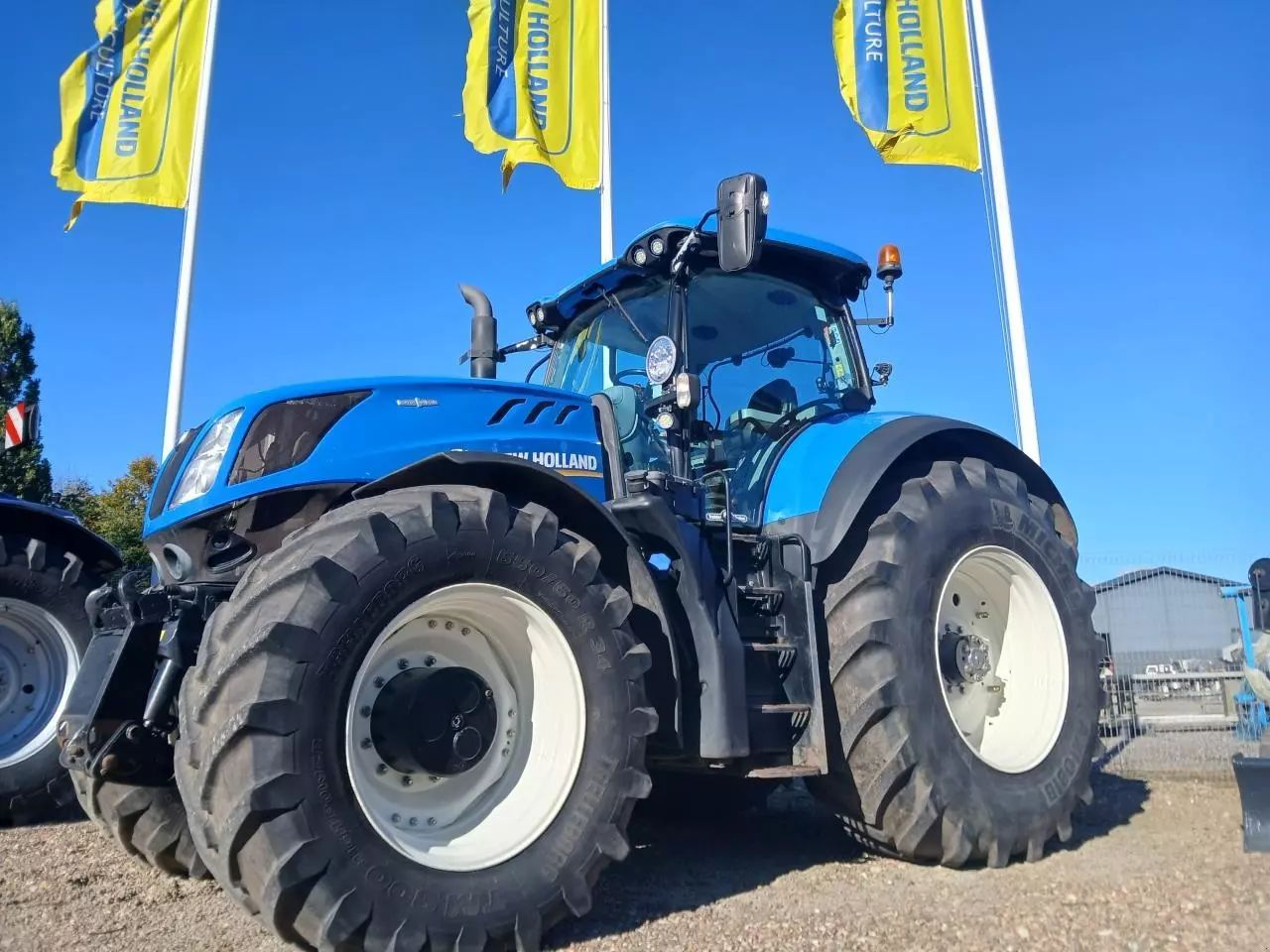 New Holland T7.315 Tractor €106,407