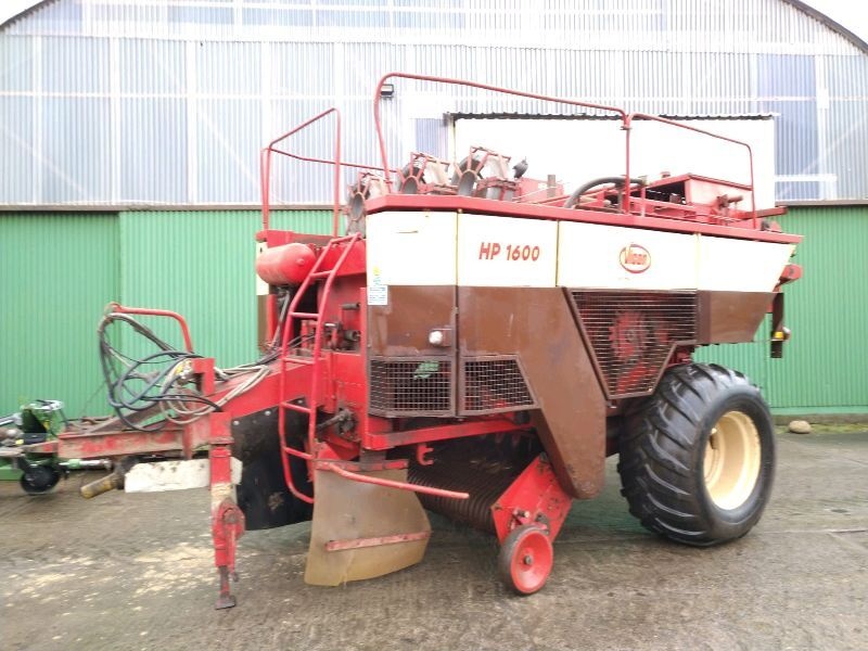 Vicon hp 1600 baler €3,900