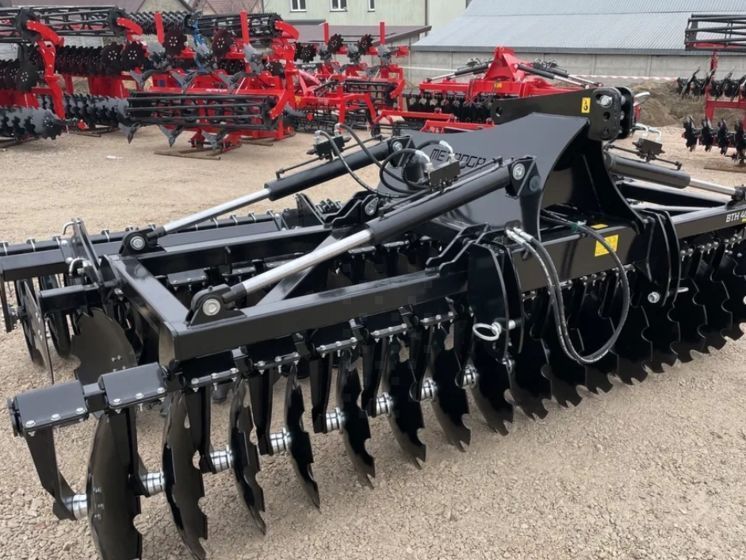 E-FARM: Rol/Ex 400 leggero - Disc harrow - id LJFMJHT - €11,990 - Year of construction: 2021 - Italy