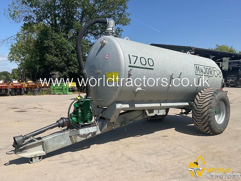 Major 1700 tanker Hígtrágya tartálykocsi 11 975 EUR