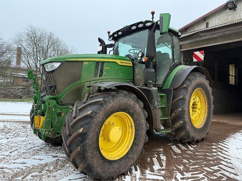 John Deere 6R 250 Traktor 166.000 €