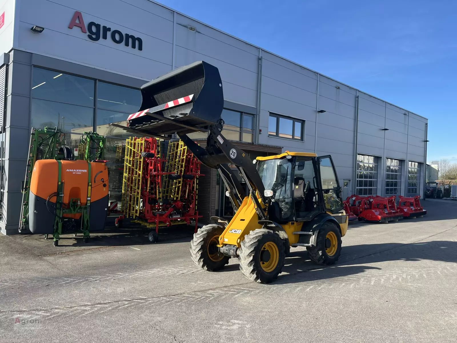 E-FARM: JCB 409 - Wheel loader - id DNBMZG6 - €30,999 - Year of construction: 2018 - Engine hours: 5,510,Germany