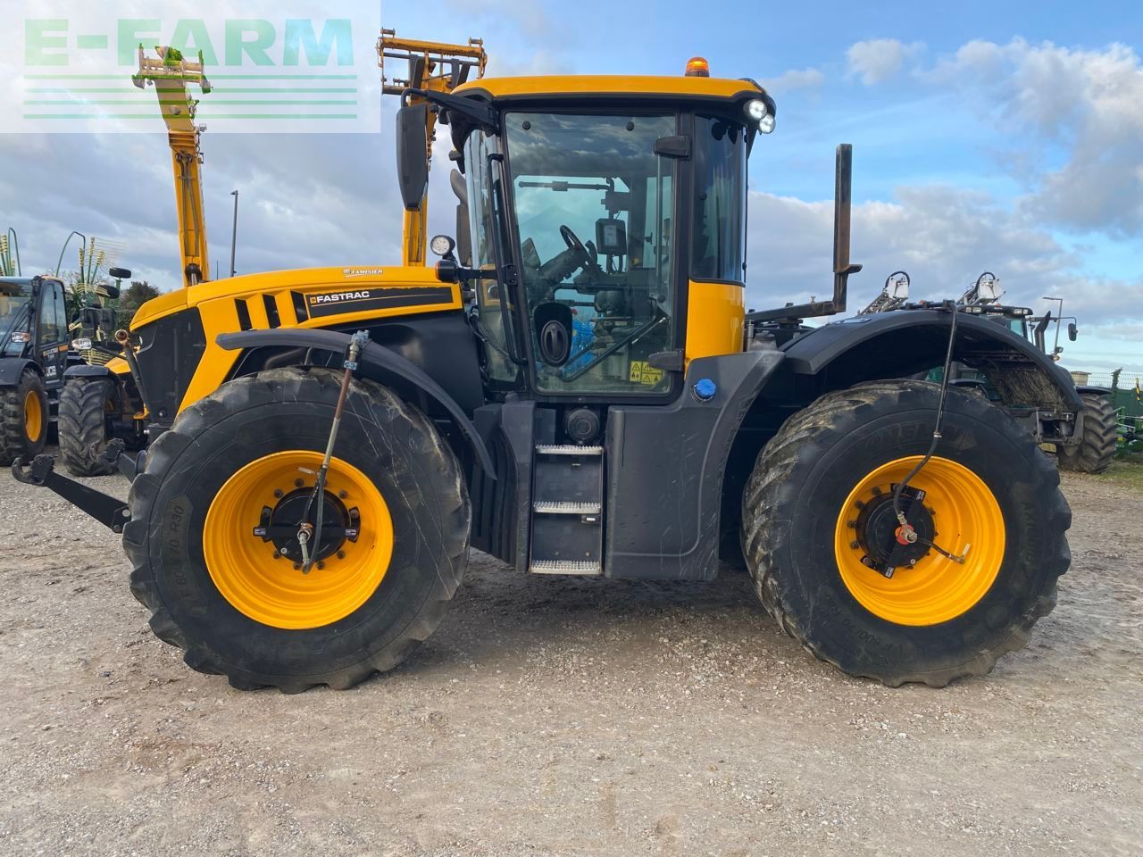 JCB Fastrac 4220 Tractor €105,000