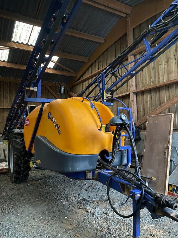 Caruelle olympia 400 s Opryskiwacz 6000 €