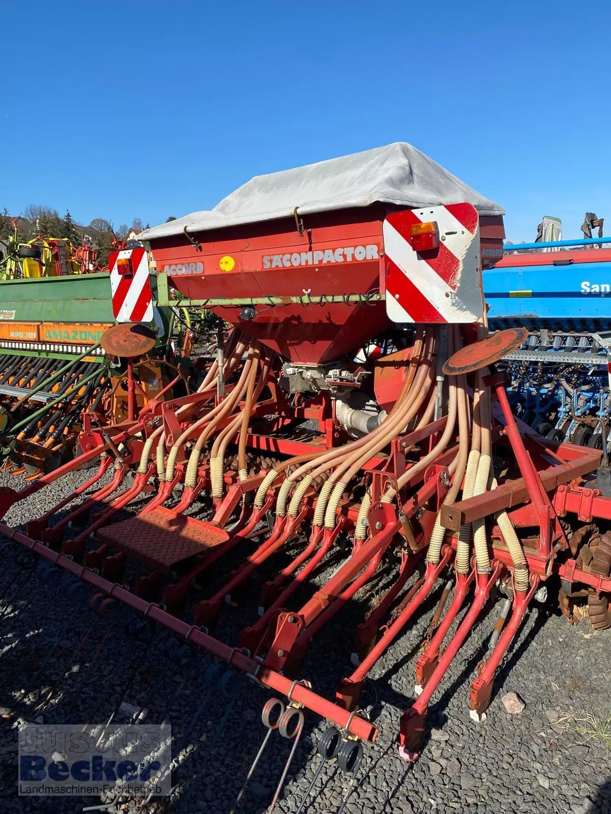 E-FARM: Accord dl + vigolo - Semoir - id L9BKLQG - 4 958 € - Allemagne
