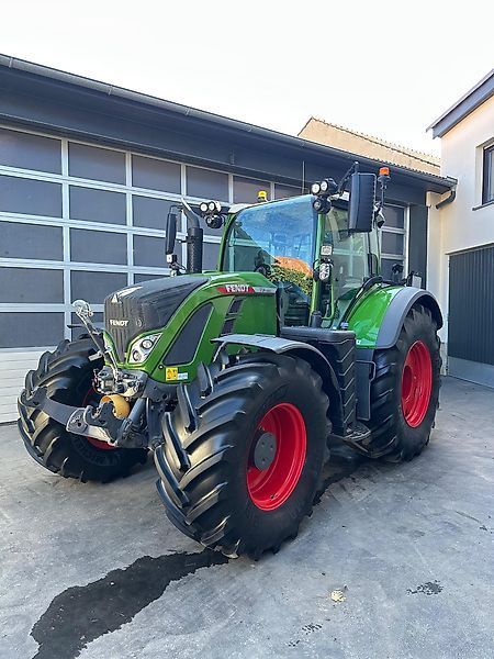 Fendt 724 Vario Profi Plus Tractor 187.000 €