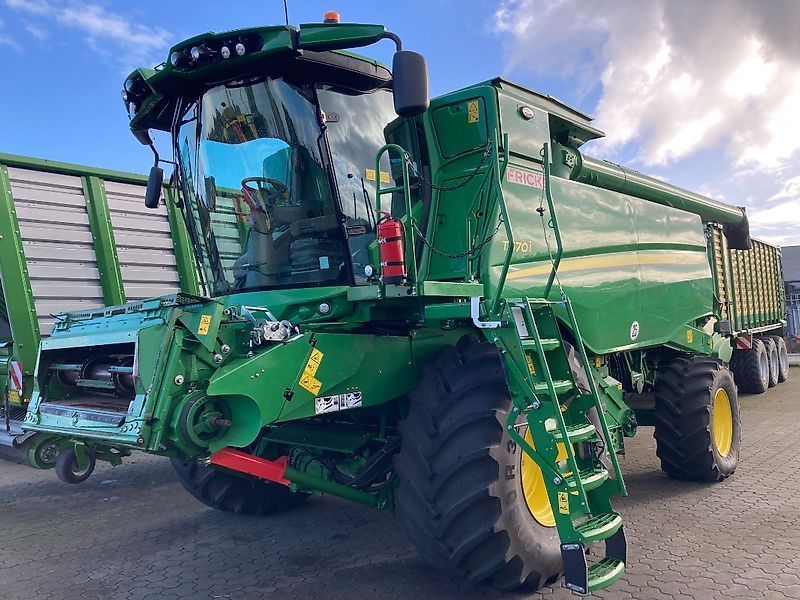 John Deere T670 Mähdrescher 274.500 €
