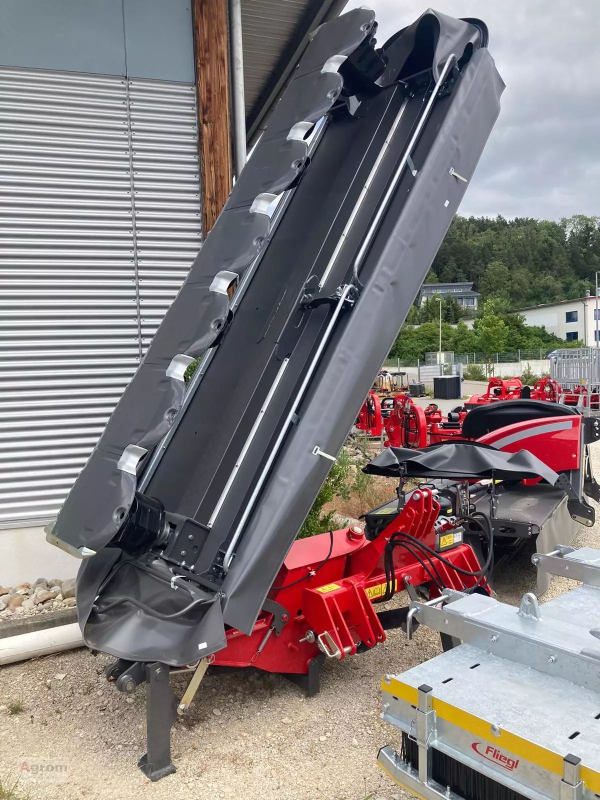 E-FARM: Massey Ferguson DM367 TL-V - Faucheuse - id JUPW7WR - 13 000 € - Année: 2023 - Allemagne
