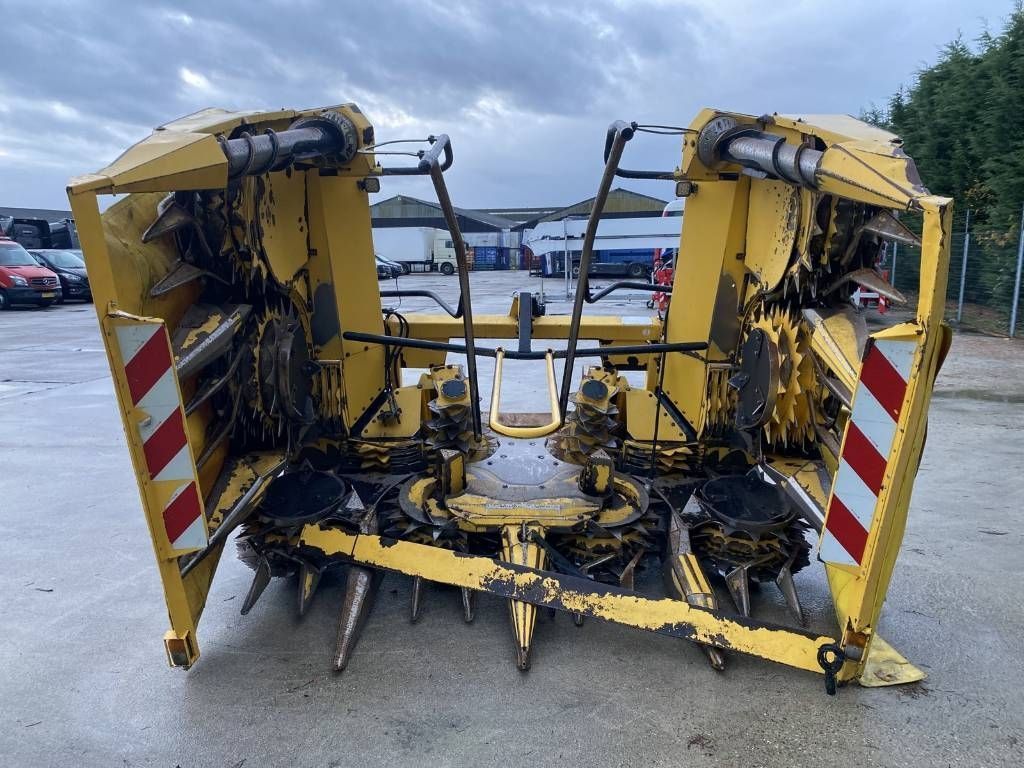 New Holland 440 fi (kemper 360 plus) Header €17,950