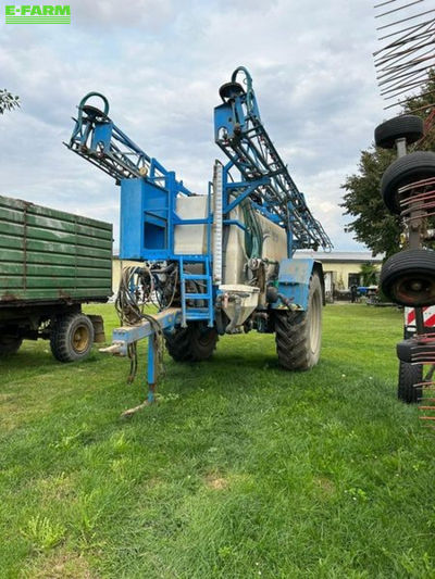 E-FARM: Inuma ias 5032 - Sprayer - id IB6NLAH - €13,193 - Year of construction: 2002 - Germany