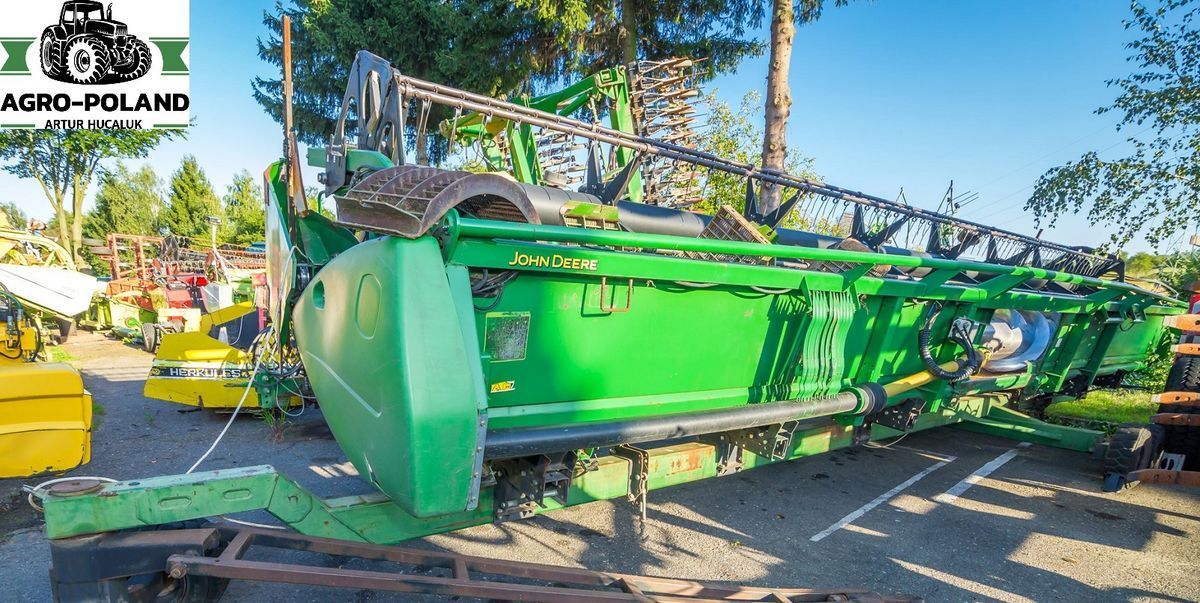 John Deere 635R Cabezal 28.500 €