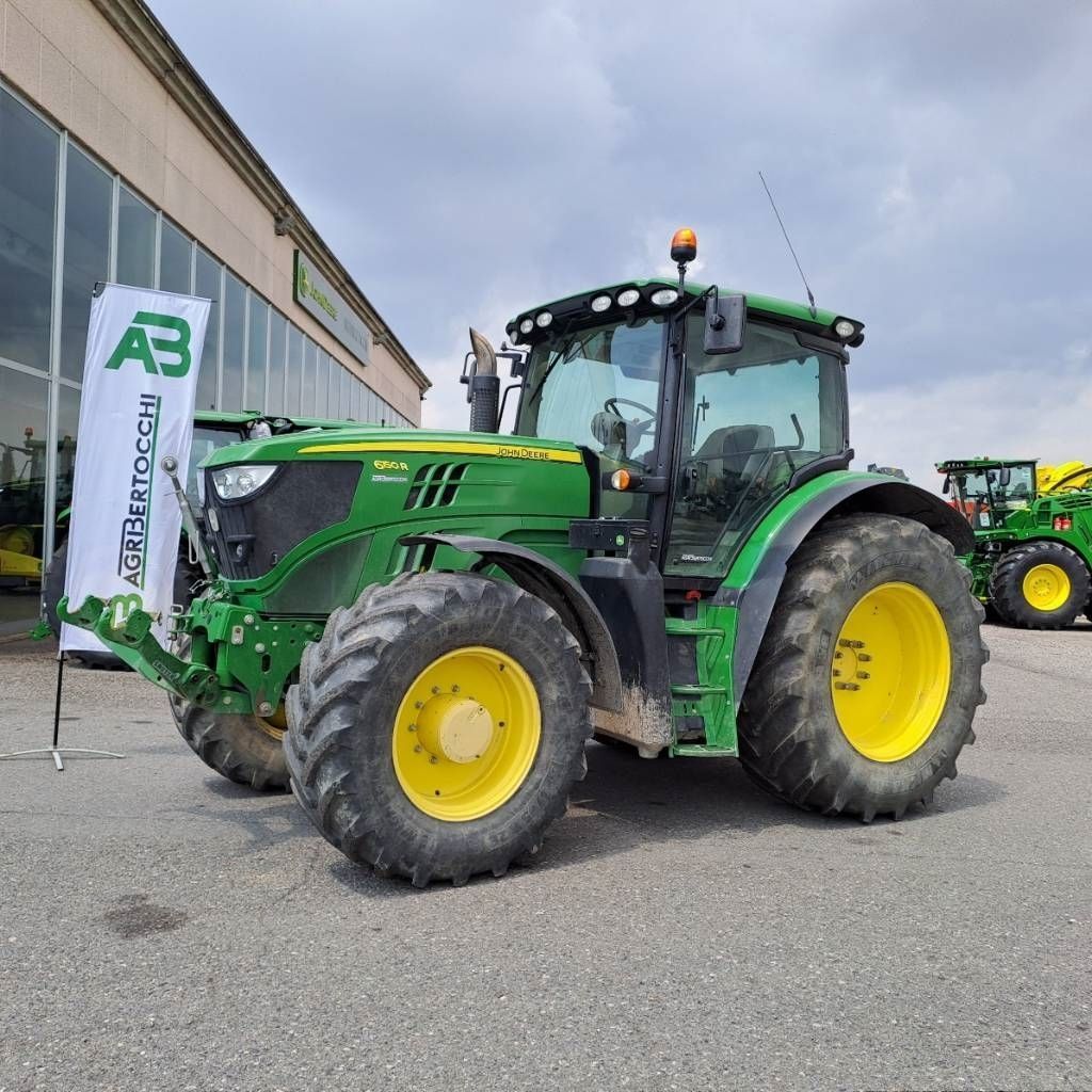 E-FARM: John Deere 6140 R - Tractor - id DMVZBHH - €60,000 - Year of construction: 2014 - Engine hours: 9,634,Engine power (HP): 154,Italy
