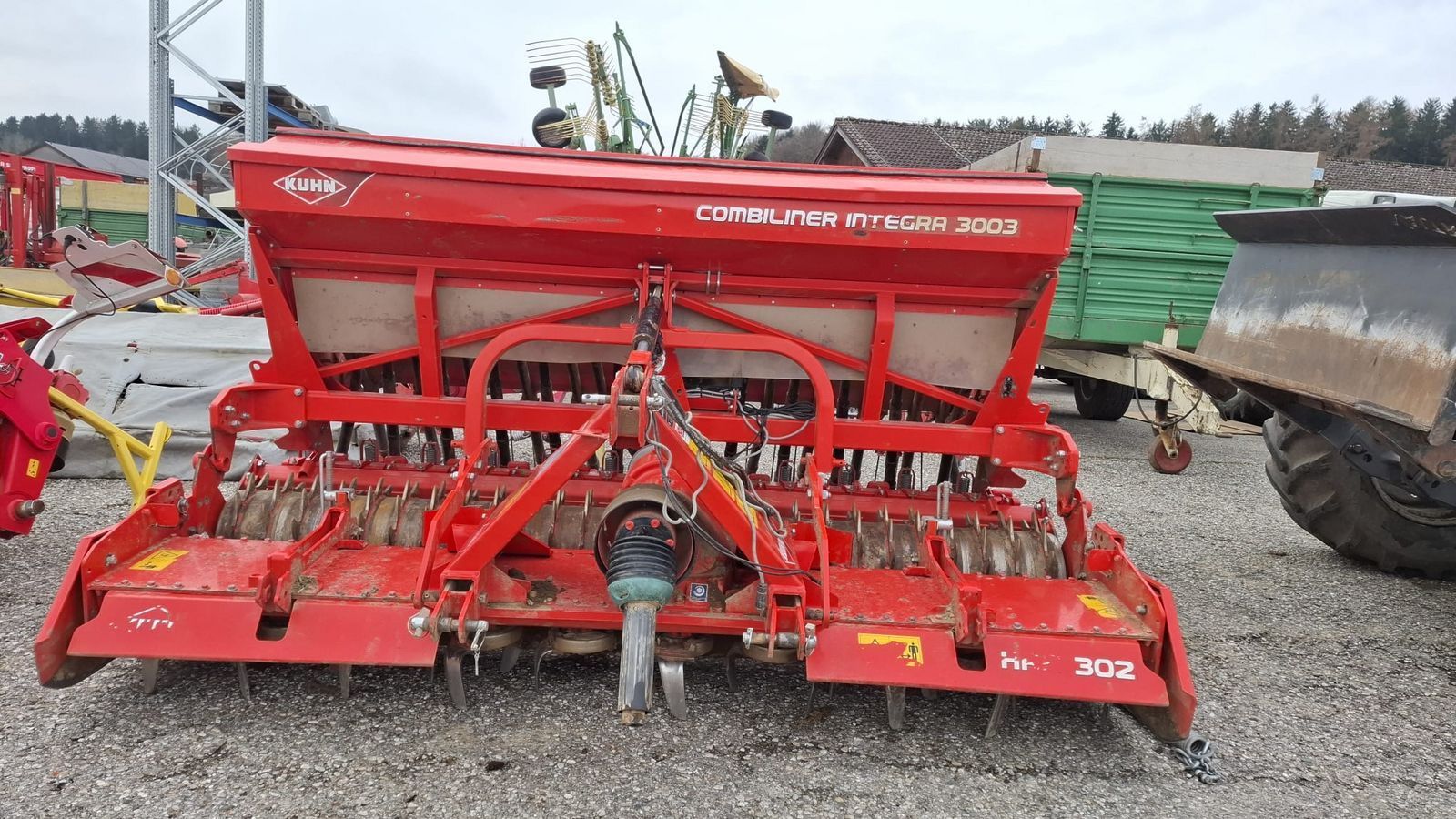 Kuhn HRB 302 D Maszyna do siewu punktowego 21 500 €