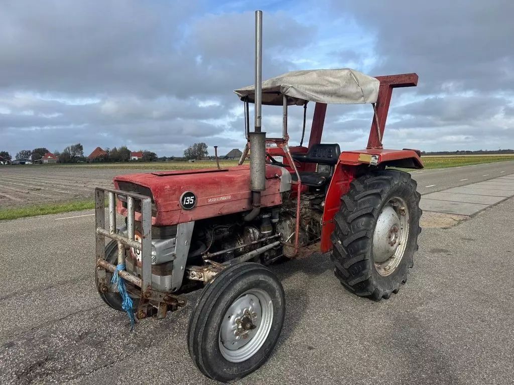 Massey Ferguson 135 Trattore
