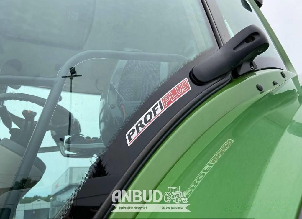 E-FARM: Fendt 826 Vario ProfiPlus - Tracteur - id CTJ9AGE - 115 000 € - Année: 2019 - Lecture du nombre d'heure: 7 105,Puissance du moteur (chevaux): 260,Pologne