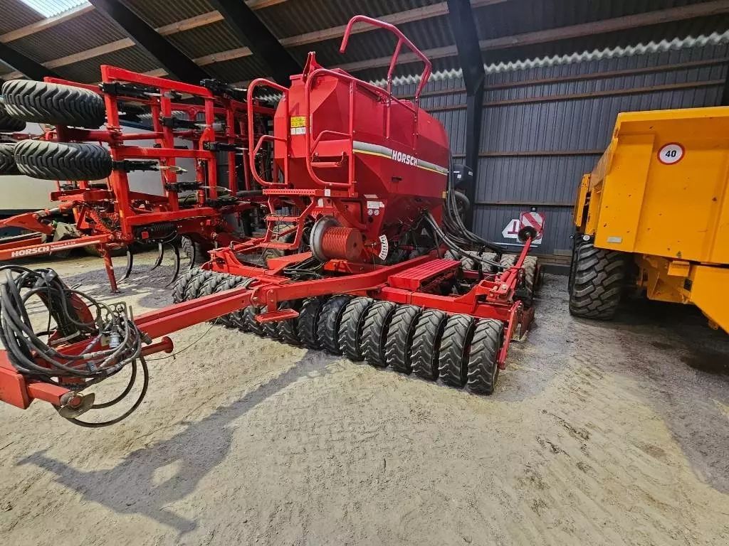 HORSCH Pronto 4 DC Combinación de taladradoras 39.499 €