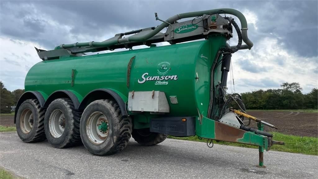 E-FARM: Samson pg 25 - Slurry tanker - id SUPCPY2 - €33,373 - Year of construction: 2006 - Denmark
