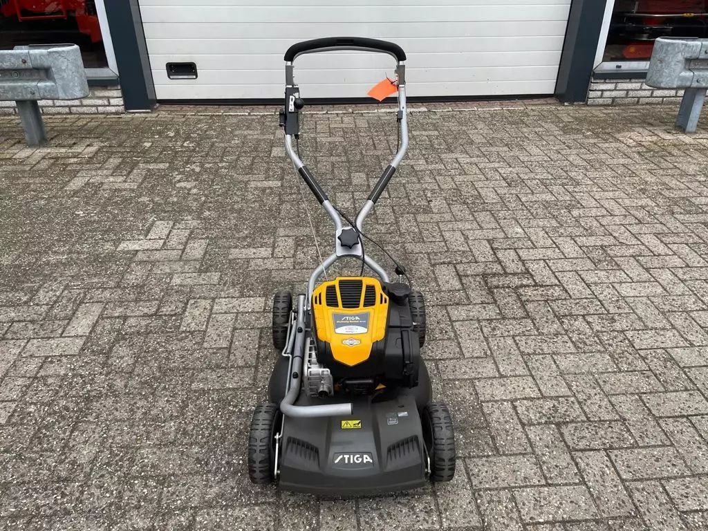 STIGA multiclip rental 50 sb Tondeuse