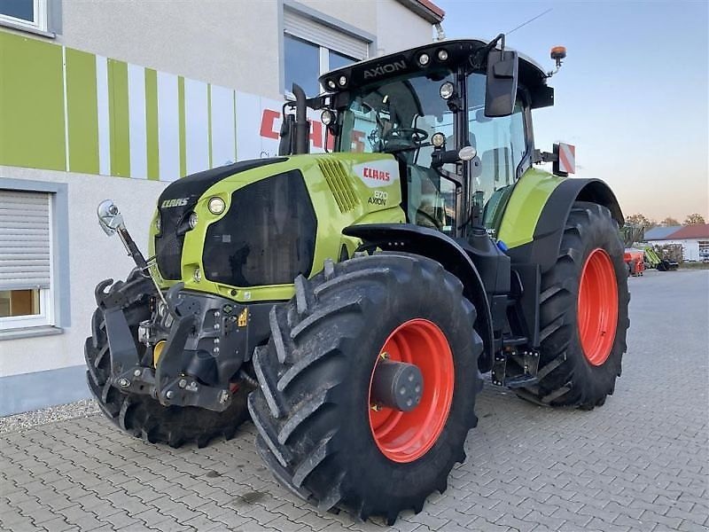 Claas Axion 870 CMATIC CEBIS tractor €190,000