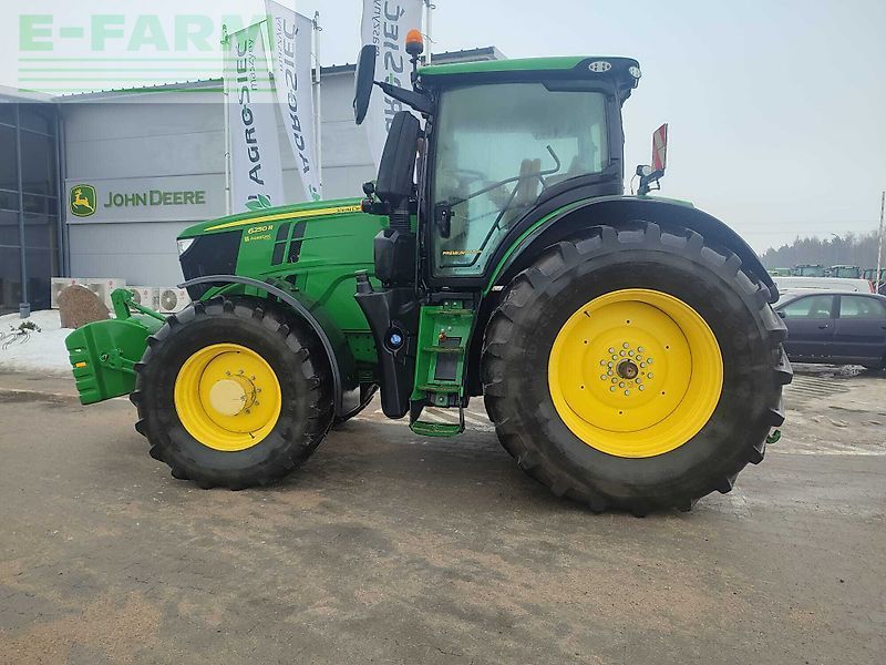 John Deere 6250 R Tractor €137,840