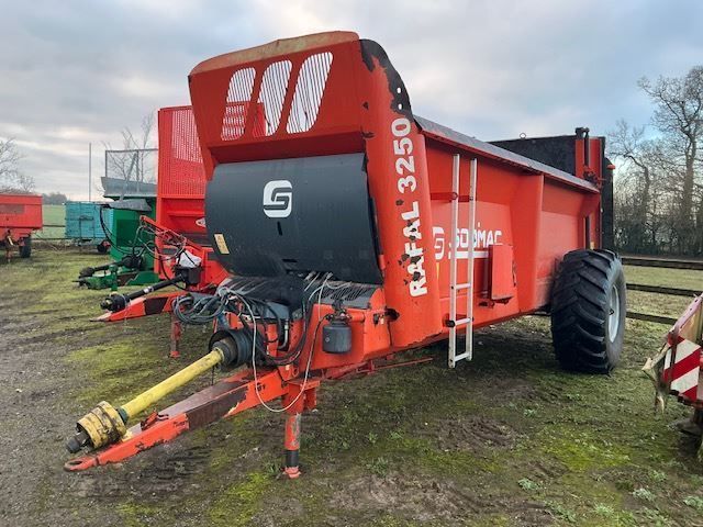 E-FARM: sodimac rafal3250 - Mist- und Kompoststreuer - id FVFFD84 - 19.500 € - Baujahr: 2018 - Frankreich