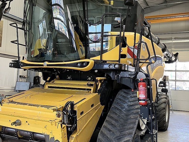 New Holland CR 10.90 Kombajn zbożowy 185 000 €