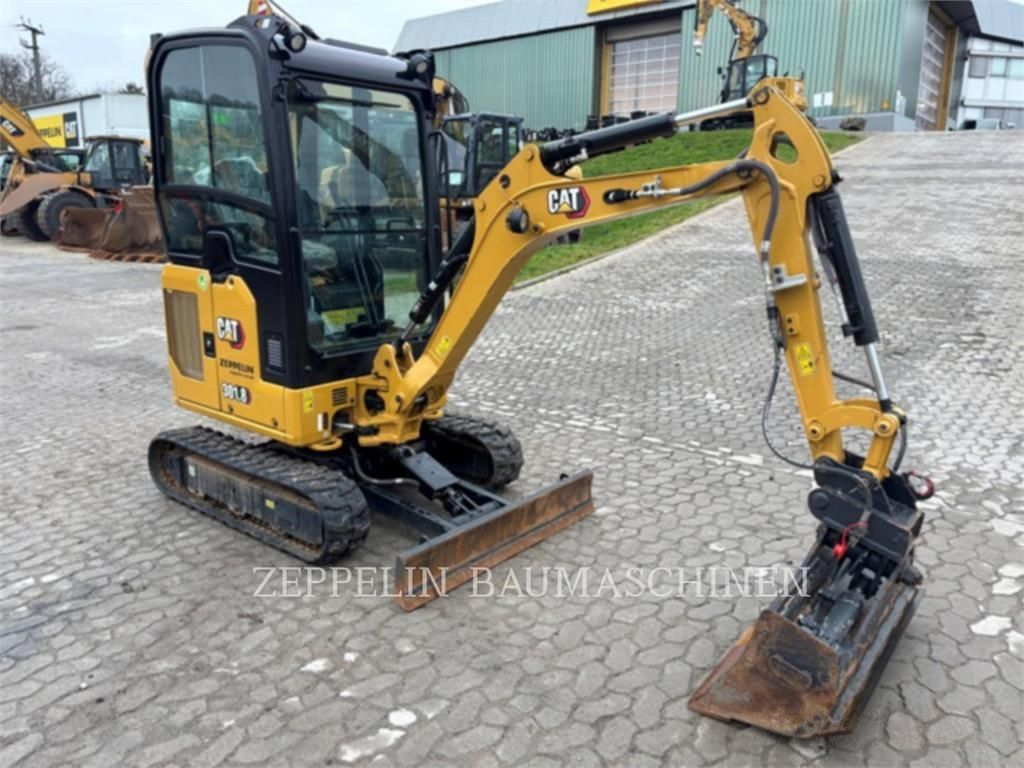 Caterpillar 301.8-05a Pásové rypadlo 27 900 €