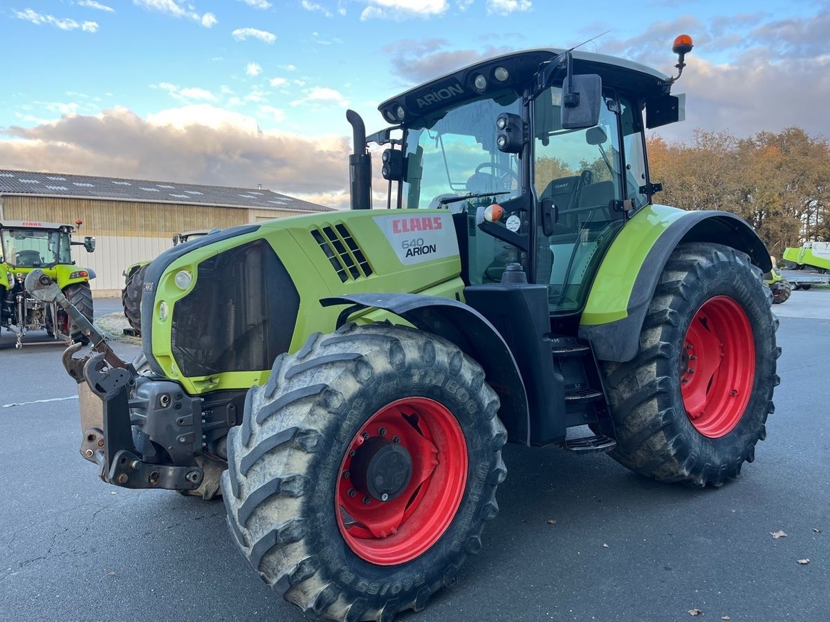 Claas Arion 640 CIS Tractor €43,900