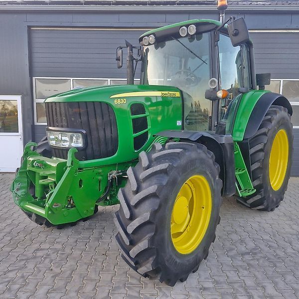 John Deere 6830 Premium Traktor 41 500 €