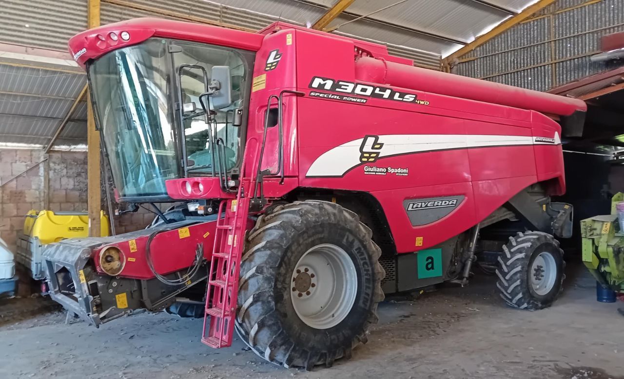E-FARM: Laverda M 304 - Cosechadora - id S3UH9ZQ - Año: 2007 - Horas: 4522,Italia