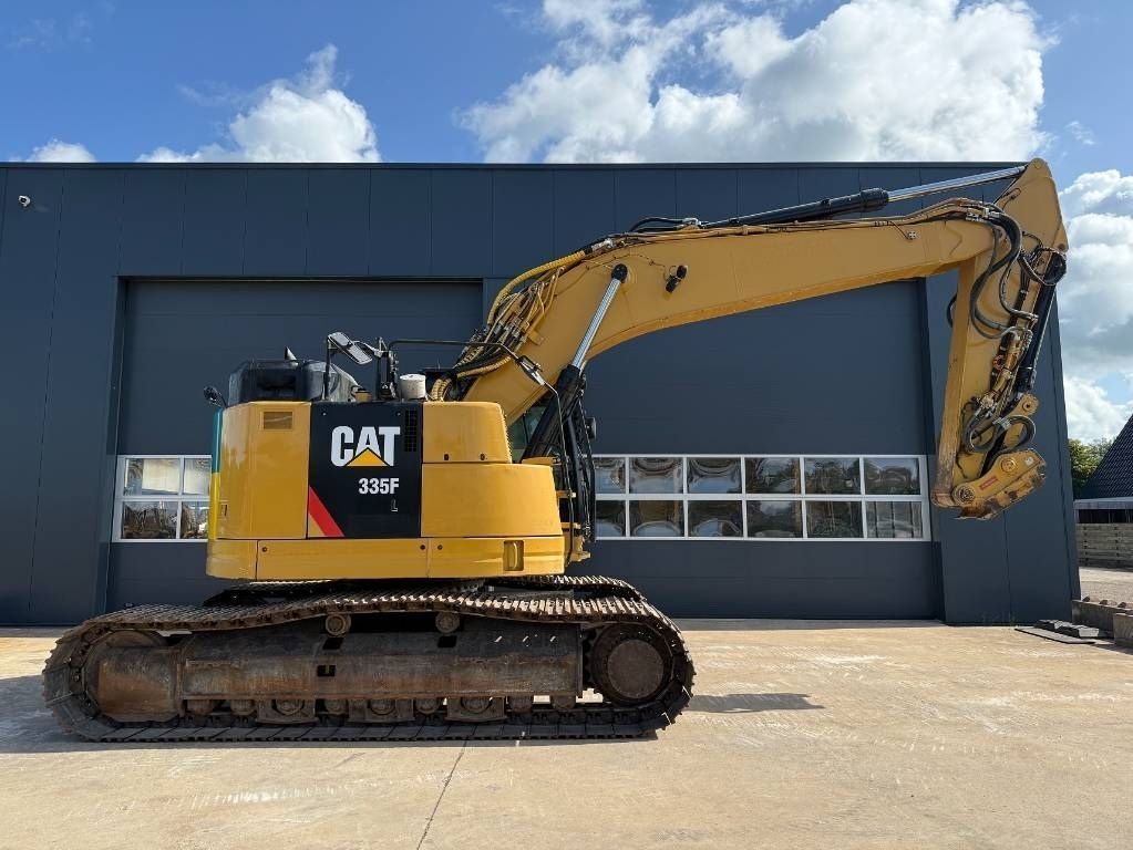 Caterpillar 335 f l cr Lánctalpas kotrógép 55 000 EUR
