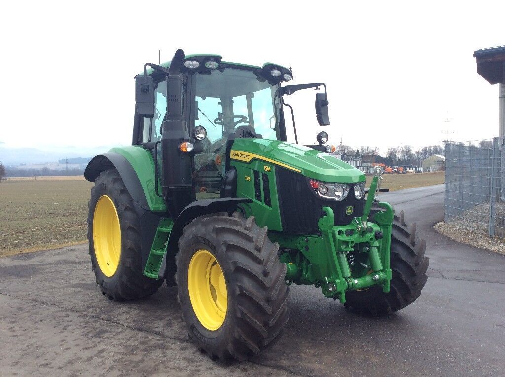 John Deere 6M 125 Trattore
