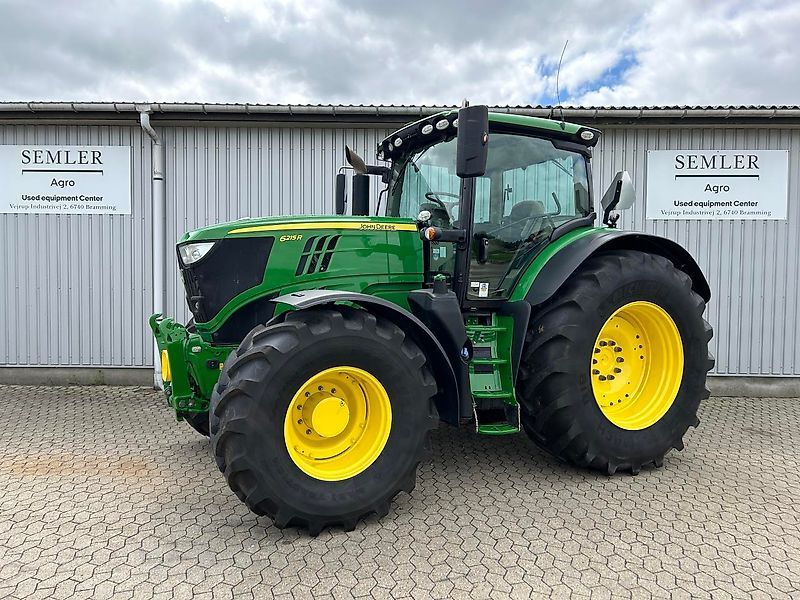 John Deere 6215 R Traktor 99.700 €