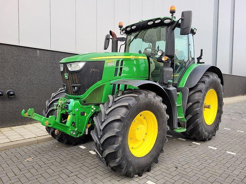 John Deere 6230 R Tractor €129,500