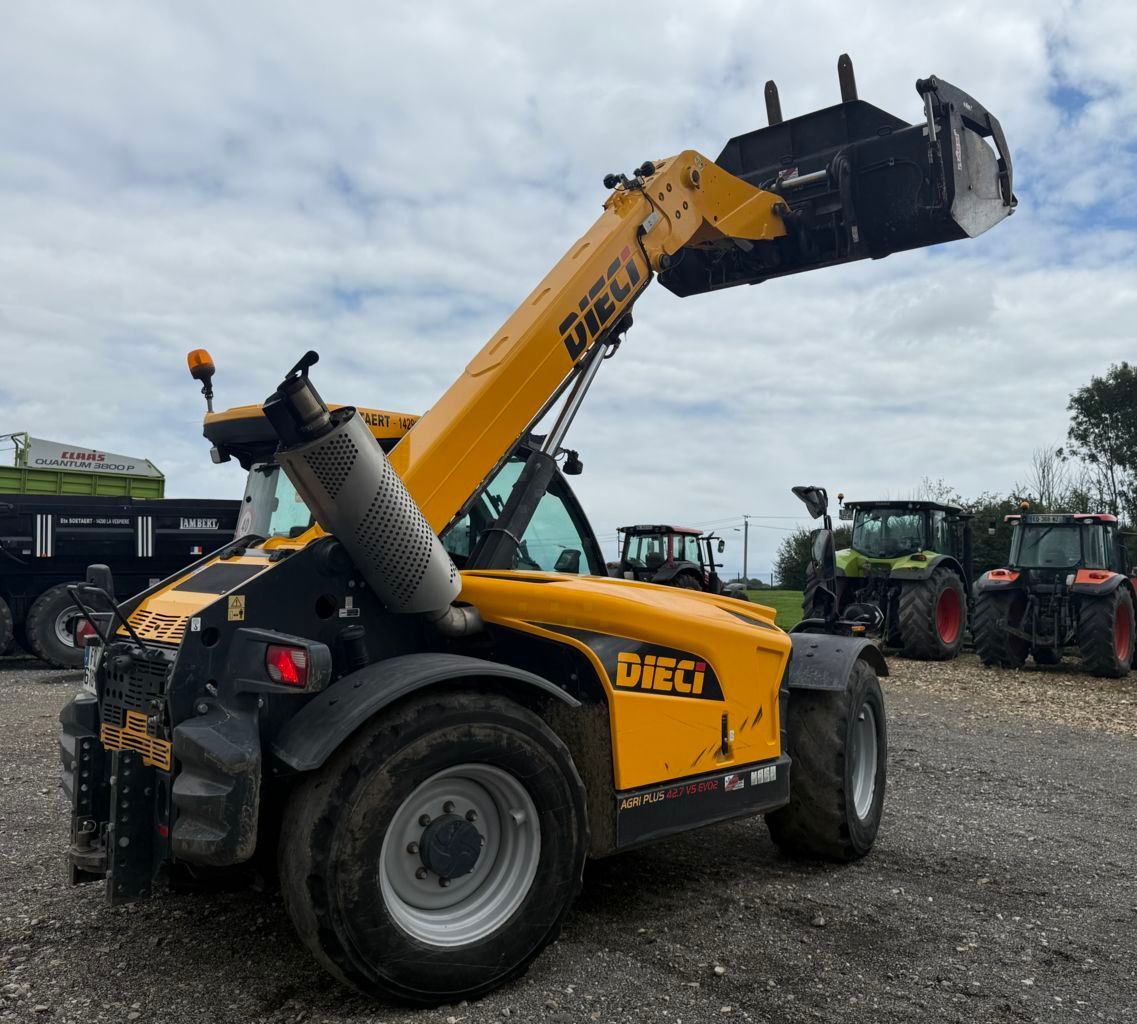 E-FARM: Dieci agri plus 42.7 vs evo2 - Teleskoplader - id FAPX79A - 39.500 € - Baujahr: 2020 - Abgelesene Motorstunden: 4.500,Frankreich