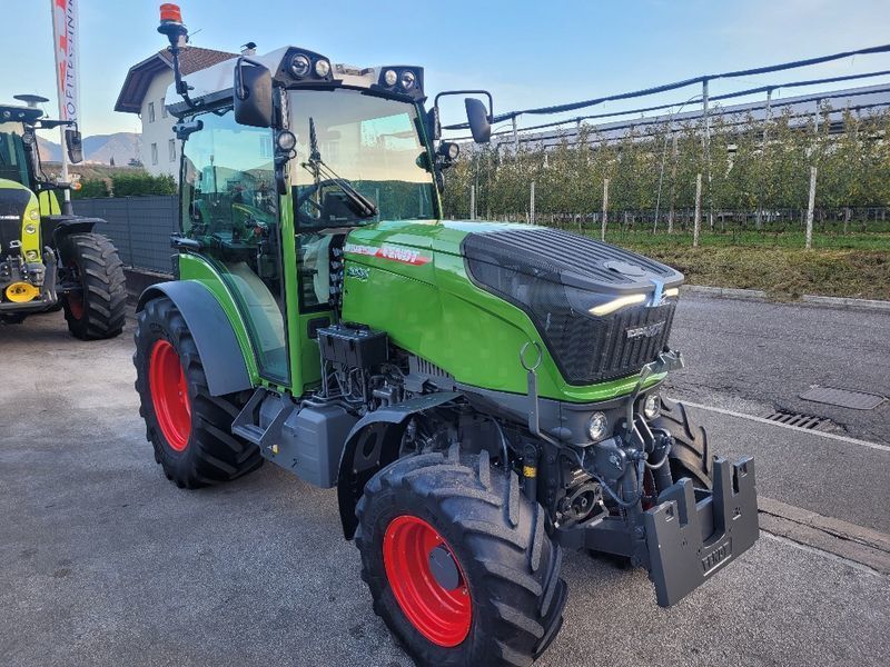 Fendt 211 F Vario Tracteur 105 400 €