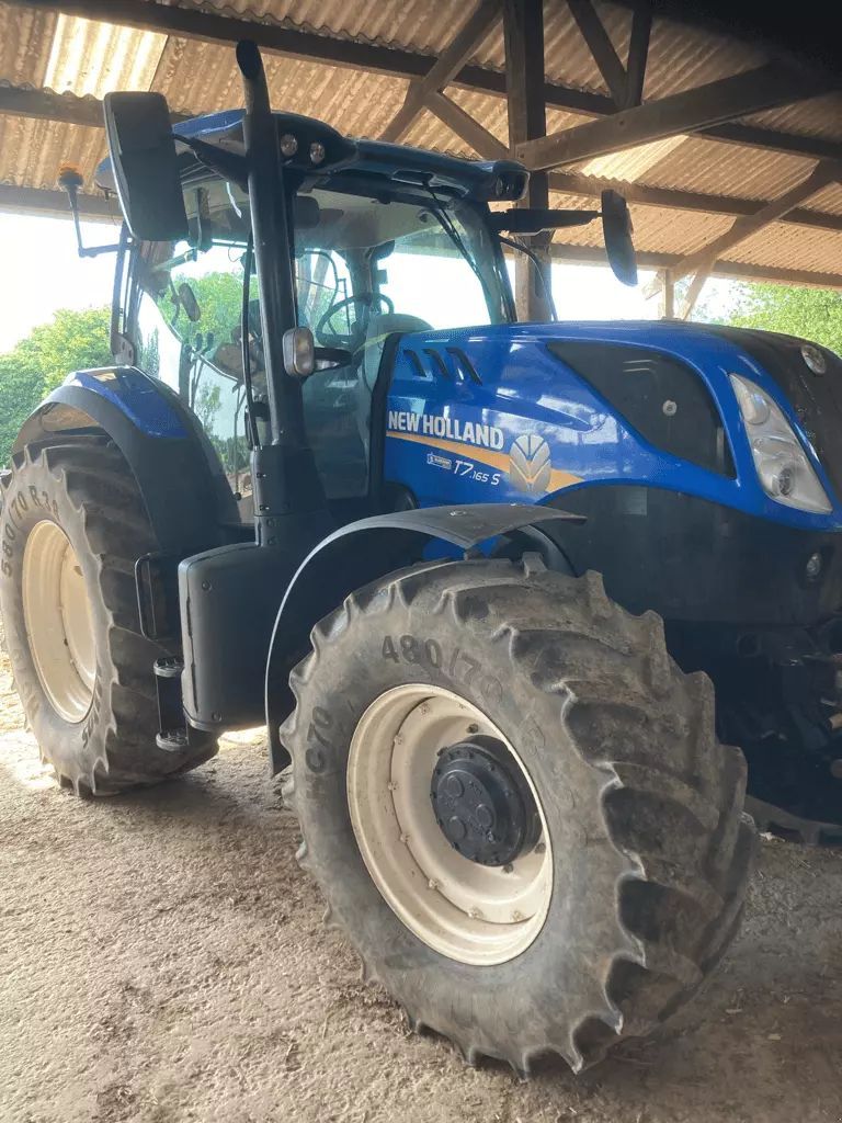 E-FARM: New Holland T7.165 S - Tracteur - id SXHET5C - 58 000 € - Année: 2018 - Lecture du nombre d'heure: 4 394,Puissance du moteur (chevaux): 165,France
