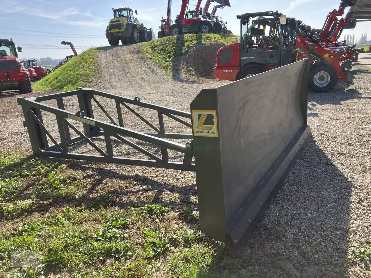 E-FARM: Bressel und Lade schiebeschild - Attachment - id NASVYY3 - Austria