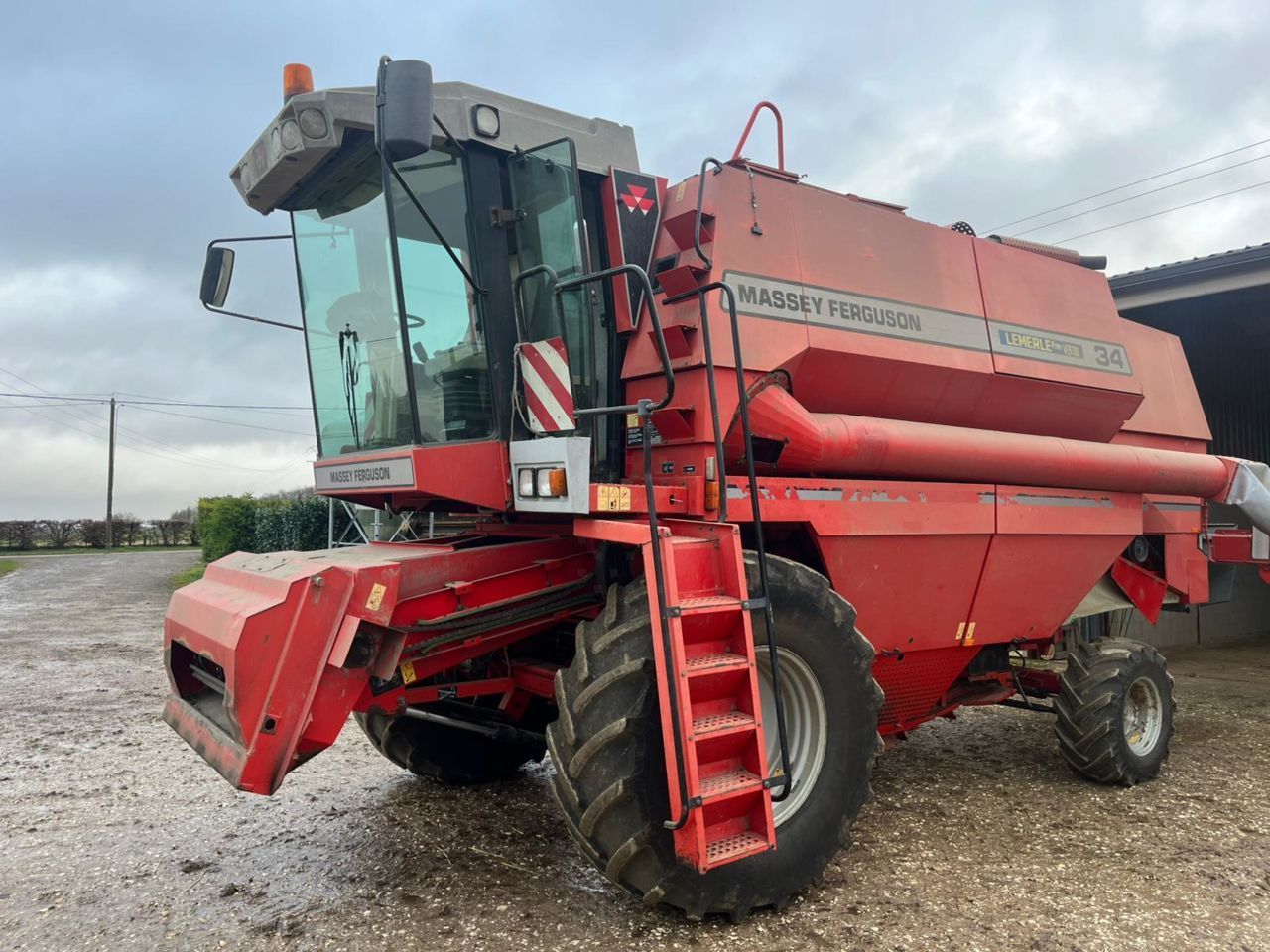 Massey Ferguson 34 Moissonneuse-batteuse 24 000 €