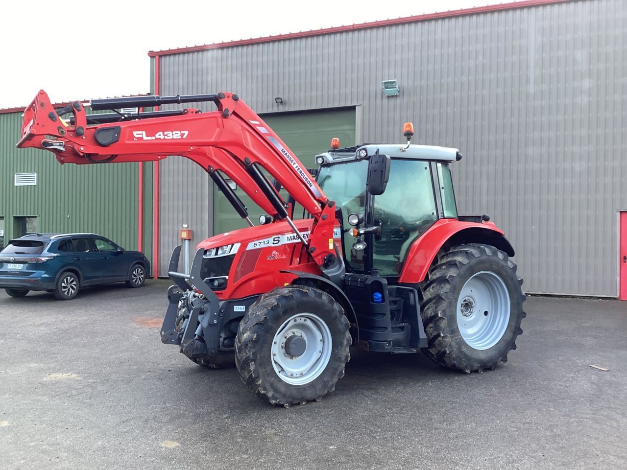 Massey Ferguson 6713 Tractor €87,000