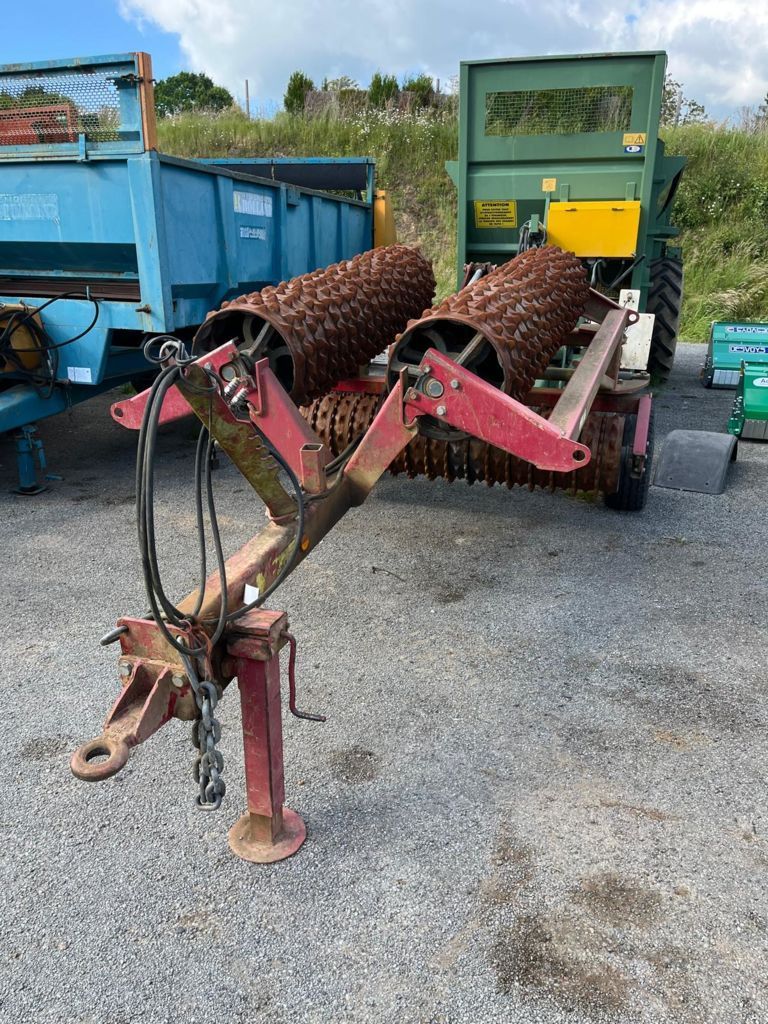 E-FARM: Jean De Bru rollpack - Presses et rouleaux - id BPWYL7C - 6 500 € - Année: 2010 - France
