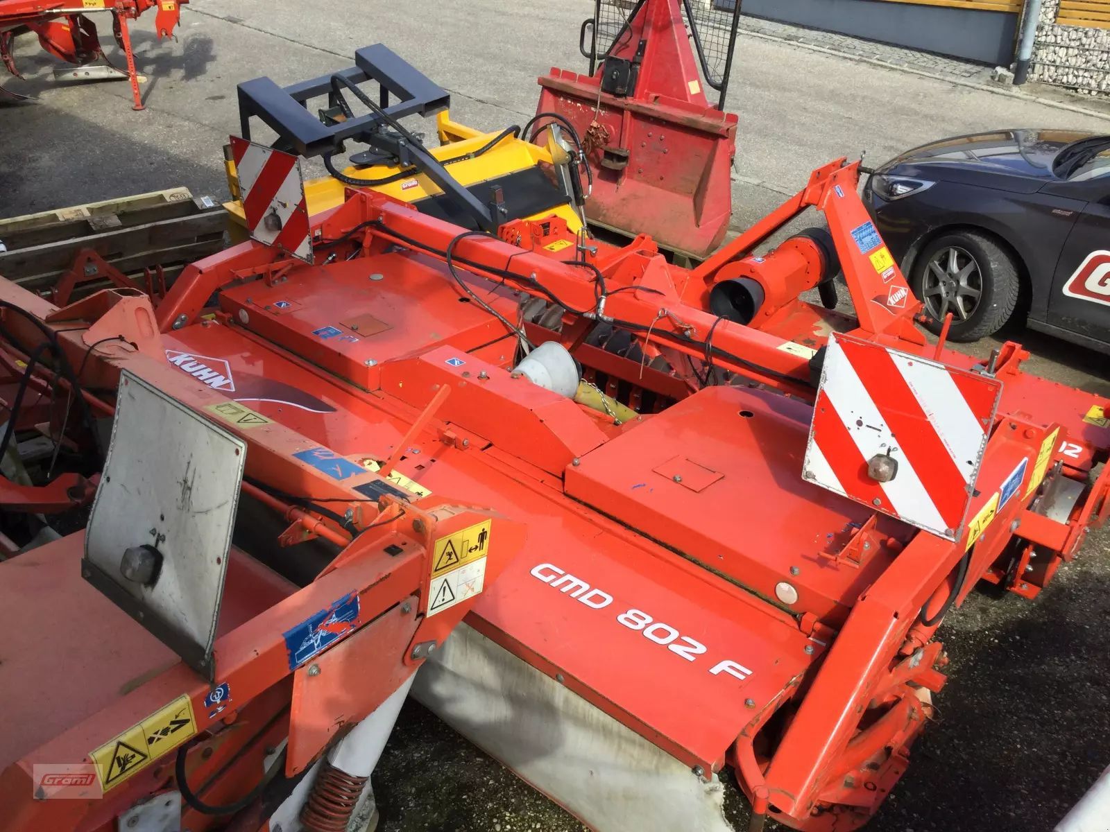 E-FARM: Kuhn GMD 802 F - Kosiarka - id D4NDRMR - 5000 € - Rok produkcji: 2011 - Niemcy