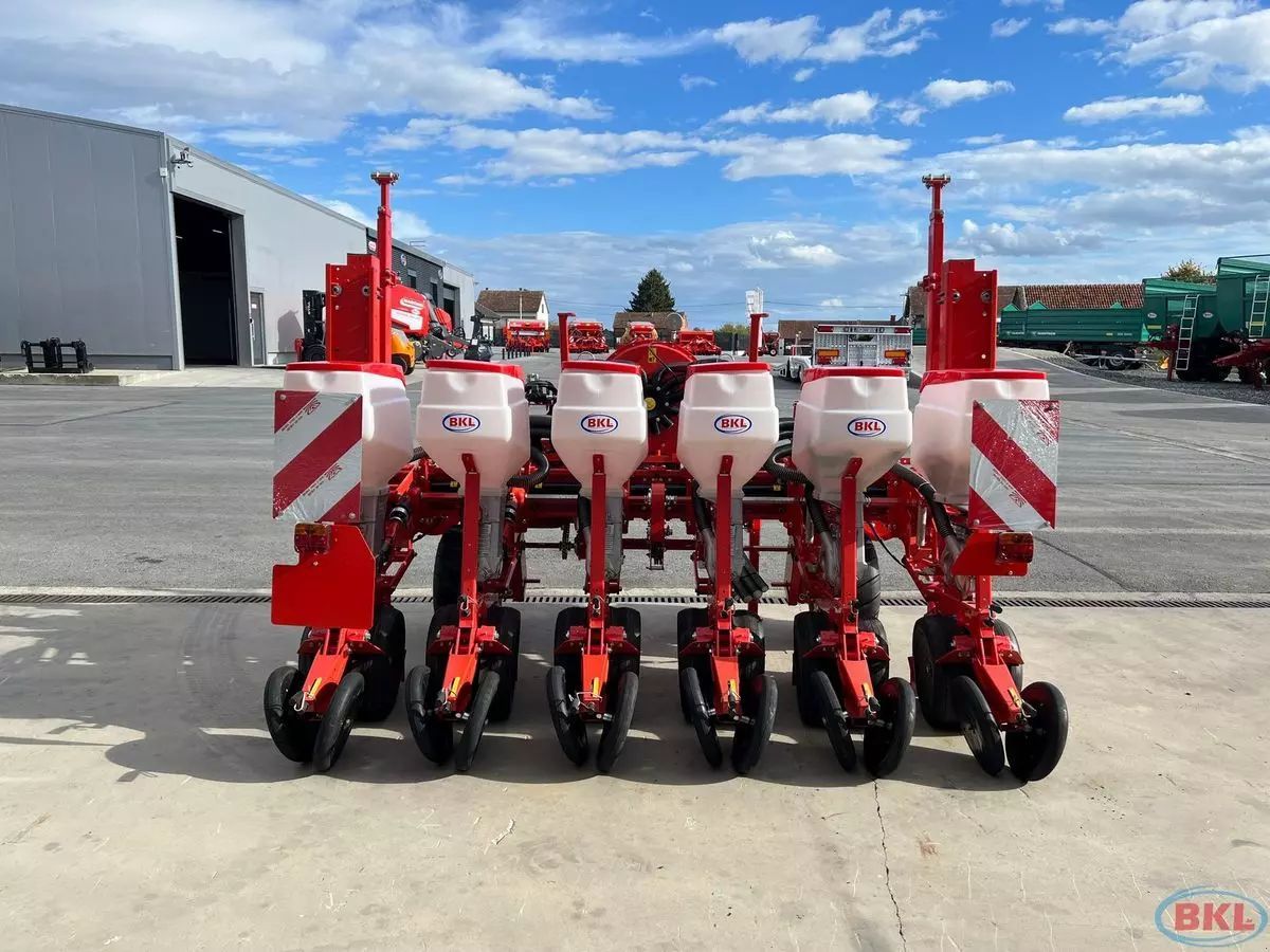 E-FARM: Gaspardo maschio magica mt 6 base hyd.verstelbar 45-75cm - Semoir de précision - id UR4ILI2 - 19 800 € - Année: 2025 - Croatie