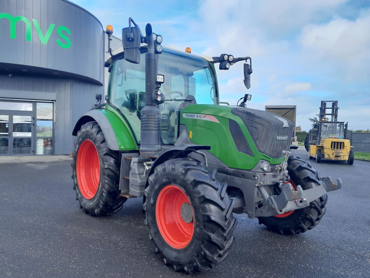 E-FARM: Fendt 313 Vario ProfiPlus - Traktor - id EFGLGBD - Baujahr: 2018 - Abgelesene Motorstunden: 2.800,Motorleistung (PS): 130,Frankreich