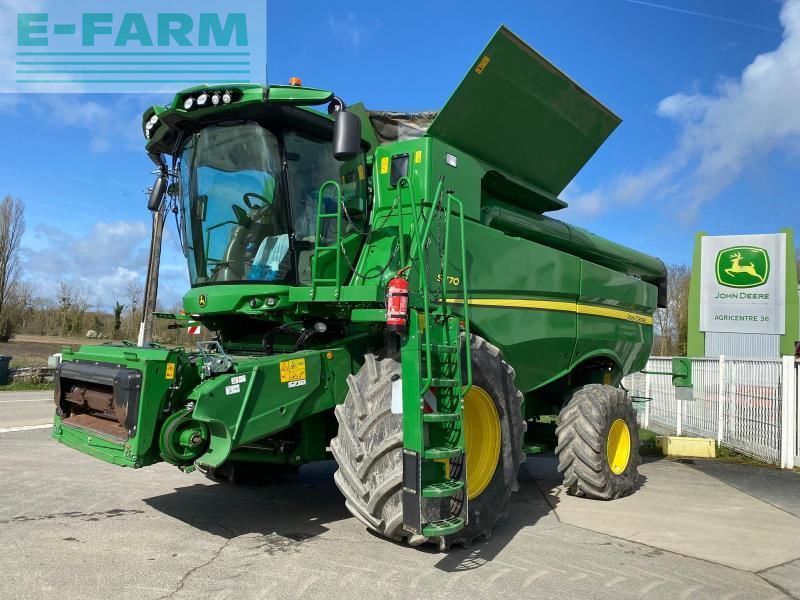 John Deere S 770 Combine harvester €300,000