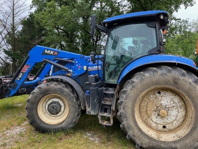 E-FARM: New Holland T7.210 - Traktor - id IUT1CVU - 75.000 € - Produktionsår: 2018 - Motortimer: 4.840,Motoreffekt (HP): 165,Frankrig